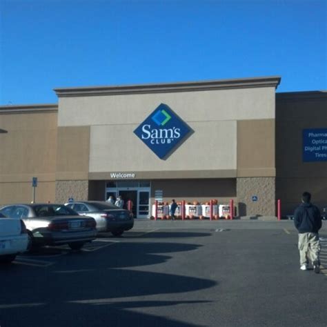 Sam's club appleton - Outlined below are the optional preferred qualifications for this position. If none are listed, there are no preferred qualifications. Customer Service, Retail experience including operating cash register, Working with mobile retail applications. Primary Location... 1000 N WESTHILL BLVD, APPLETON, WI 54914-5792, United States of America.